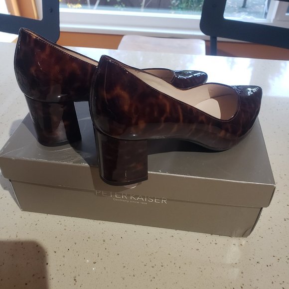 Peter Kaiser Naja Pumps...size 5.5 New with Box - Picture 3 of 11